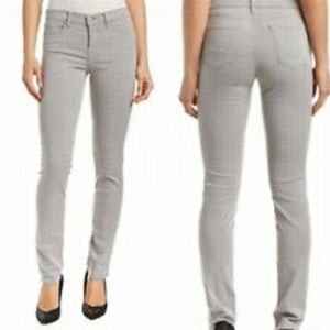 J Brand Super Skinny Jeans in Limestone